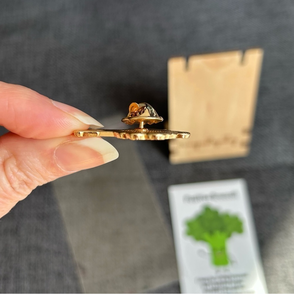 Positive Broccoli Enamel Pin Affirmation Card Set Gold Green - Picture 5 of 17